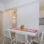 Beatrice Apartamento Mali Lošinj