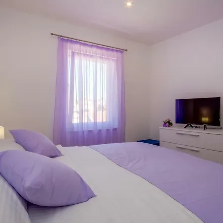 Beatrice * 木洛希尼